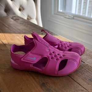 Nike Kids' Fuchsia Sandals 13c